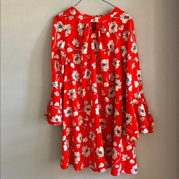 Dress!!! - Picture 1 of 4